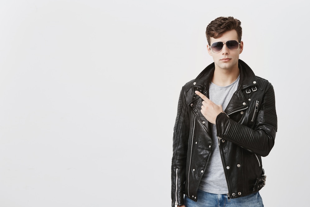 The Complete Guide to Varsity Jackets: White, Black, and Vintage