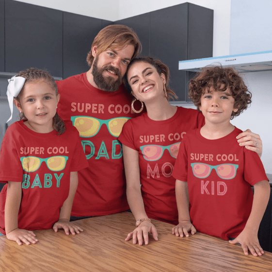 Top 8 Tips on How to Purchase Luxury T-shirts for Mom Dad and Baby