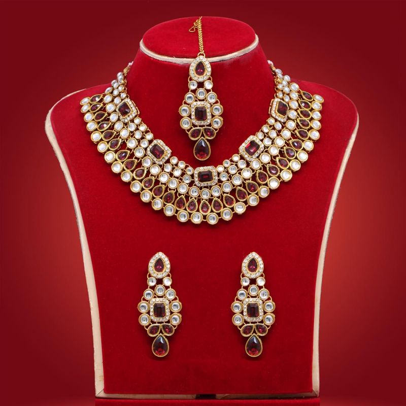 Exquisite Kundan Jewelry Collection – Kundan Necklaces and Earrings